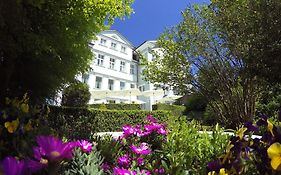 Hotel & Spezialitaetenrestaurant Zur Linde